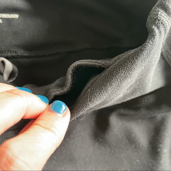 Brooks Women's Black Leggings with Gray Detailing - Picture 6 of 7